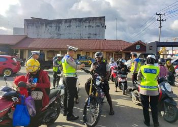Bank Papua KCU Sorong Sponsori Hangout Avenue Sorong dengan Baju Seragam