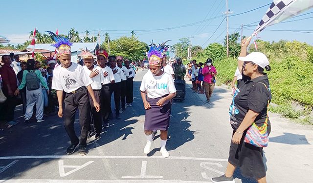 Melestarikan Budaya, Lomba Yospan Jalan Menyongsong Peringatan HUT ke-79 Kemerdekaan RI
