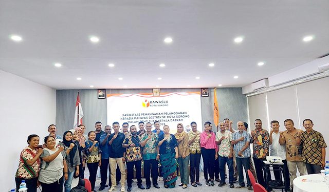 Mitigasi Penanganan Sengketa, Bawaslu Kota Sorong Gelar Bimtek bagi Panwas Distrik