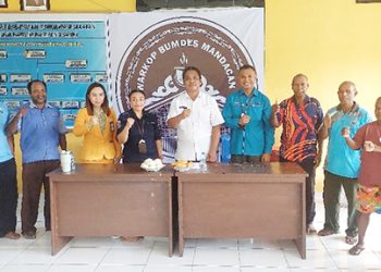Warkop Bumdes Mandacan Fasilitasi Bumdes Sabri dan Bank Papua untuk Penambahan Modal Usaha