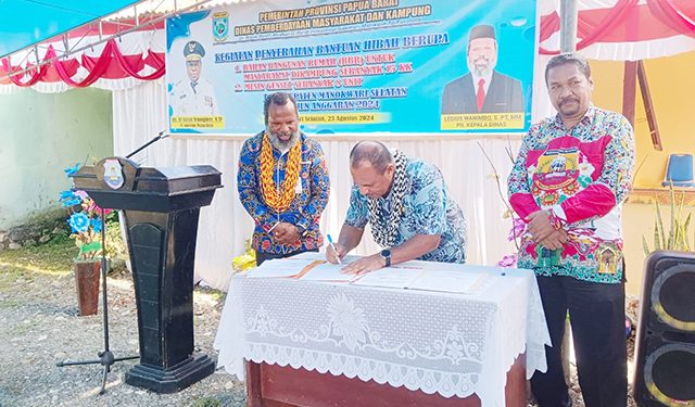 Warga Mansel Terima Bantuan BBR dan Mesin Genset Bantuan Pemprov Papua Barat