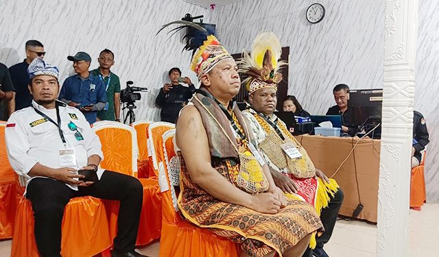 KPU Mansel Kembalikan Berkas Pasangan Calon FRENSA