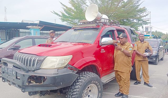 Kadistrik Ransiki Sulap Mobil Pribadi Menjadi Mobil Penerangan