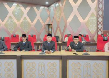 Yosias Saroy Minta Pegawai Hadir secara Fisik di Kabupaten Pegaf