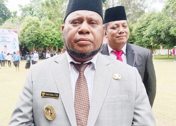 Ada Pejabat Curhat di Medsos, Bupati Waran sebut Seperti Anak Kecil