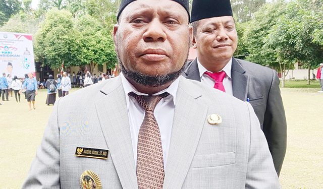 Ada Pejabat Curhat di Medsos, Bupati Waran sebut Seperti Anak Kecil