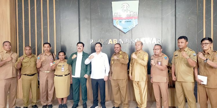 Utusan Khusus Presiden RI Temui Bupati dan Jajaran Bahas Sejumlah Permasalahan