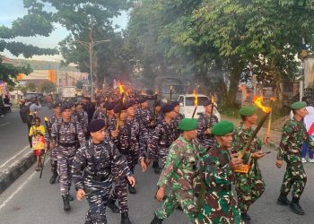 Upacara Taptu dan Pawai Obor Sambut Peringatan HUT ke-79 RI di Manokwari