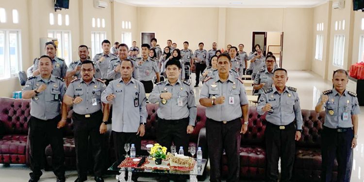 Kakanwil Kemenkumham Papua Barat Ajak Pegawai Bangun Budaya Anti Korupsi