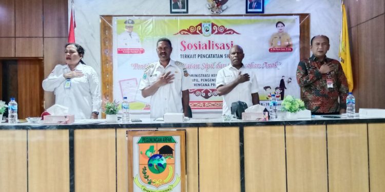 Tingkatkan Pencatatan Sipil dan Pengesahan Anak, Disadmindukcapil Papua Barat Libatkan Tomas & Toga