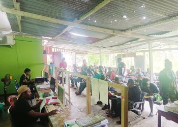 Pengurus e-KTP Membludak saat Penerimaan CPNS di Mansel