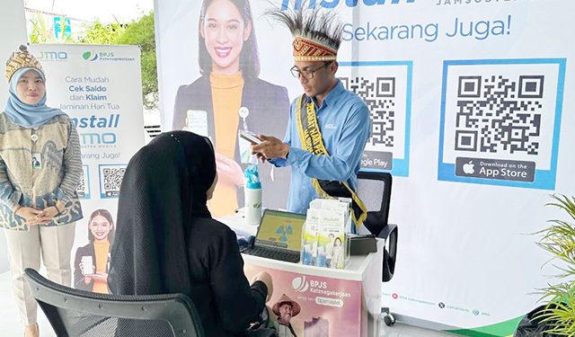 Peringati Harpelnas, BPJS Ketenagakerjaan Berbagi Souvenir untuk Peserta
