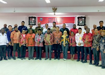 DPRK Manokwari Bentuk 5 Fraksi dan 1 Kelompok Khusus