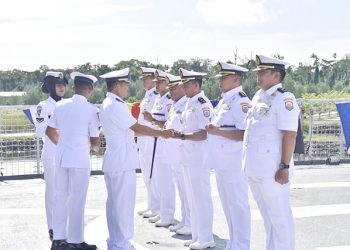 Tongkat Komando Tiga Komandan KRI Jajaran Satfib Koarmada III Bergeser