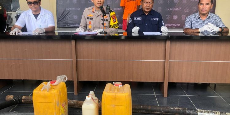 Polres Sorong Memusnahkan Ribuan Liter Minuman Keras