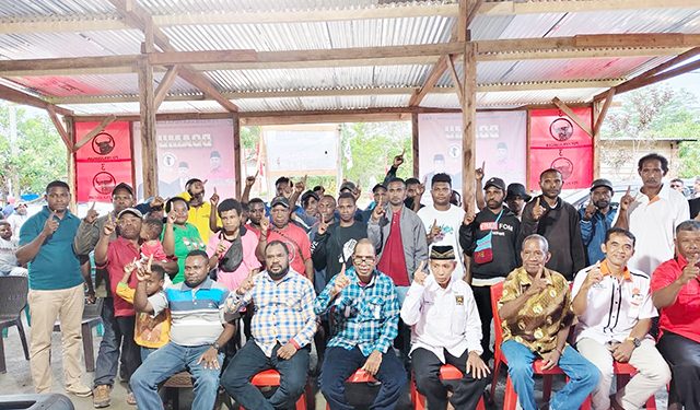 Kampanye di Dembek, Pasangan BERMAKNA Janji Tingkatkan Tata Layanan Pendidikan dan Kesehatan