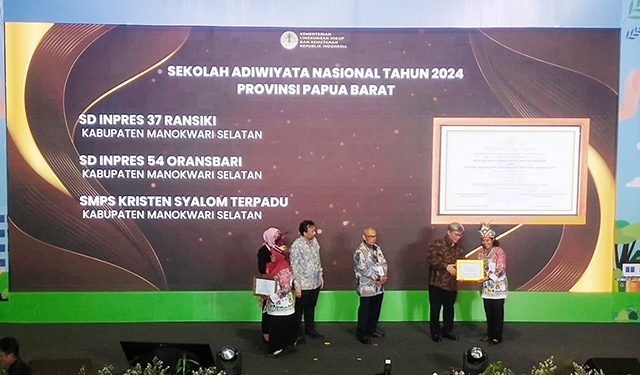Patut Dibanggakan, Tiga Sekolah di Mansel Terima Penghargaan Adiwiyata Nasional