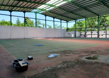 Gedung Besar Terbengkalai Diantara Kantor Bupati dan DPRK Manokwari Ternyata Lapangan Tenis Indoor Sogun