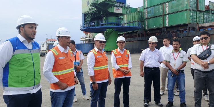 Regional 4 Manokwari Resmi Terapkan Aplikasi Pelindo Terminal Operation System Petikemas (Ptos-PK)