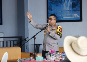 Sidak Gudang Pangan, Pj Gub Pastikan Stok Bapok Aman