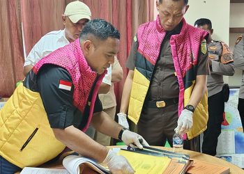 Penyidik Kejati Papua Barat Geledah Kantor Dinas PUPR