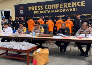Kakak Sepupu Terdakwa Titipi Karton Berisi 6 Kg Ganja, Ikan Asar dan Sayur Kangkung
