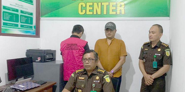 Kejaksaan Berhasil Tangkap Buron Kasus Tipikor Pasar Rakyat di Babo