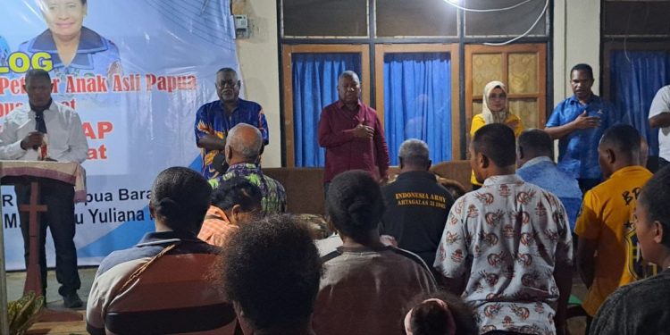 Pakan Mahal dan Kestabilan Harga Penyebab Peternak Ayam Telur Lokal Sulit Berkembang