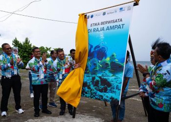 Pemkab Raja Ampat Launching Buku Etika Berwisata