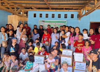 Sangkutu’ Banne Manokwari Berbagi Kasih di Semi Meta Bahagia Manokwari