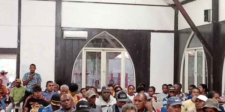 Relawan BERBUDI Bagikan 2.500 Bunga di Traffic Light