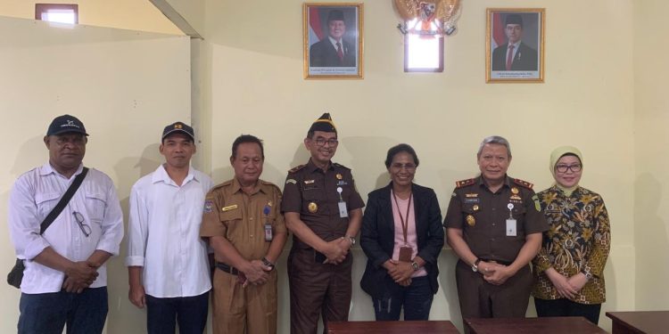Dinas Pendidikan Rencanakan Bangun Sekolah Permanen di Sowi Indah