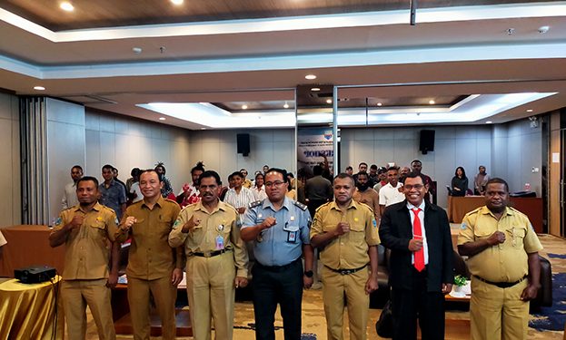 Lomba Pawai Mobil Hias Ornamen Natal Semarakan Perayaan Natal Tahun 2024 di Manokwari