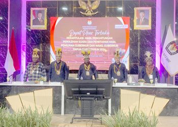 Terdakwa Sebut Penyidik Suruh ‘Mengubah’ Dokumen Sewa Gedung DPRD Teluk Bintuni