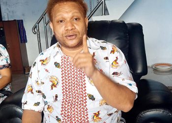 Paul Finsen Mayor Minta Guru Pedalaman Mangkir Diberi Sanksi Tegas