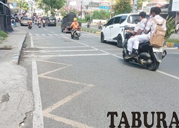 Warga Soroti Marka Kejut Depan SMPN 2 Manokwari, Rawan Kecelakaan