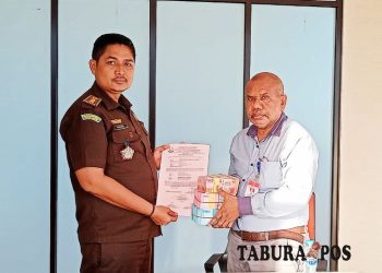 Mantan Sekretaris DPRD Teluk Bintuni tetap Divonis Hakim 20 Bulan Penjara