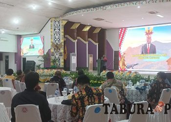 Dominggus Mandacan akan Fasilitasi Penyelesaian Persoalan DOB Manbar