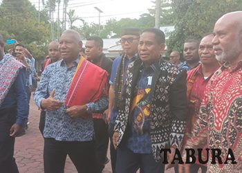 Dominggus Mandacan akan Fasilitasi Penyelesaian Persoalan DOB Manbar