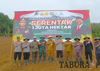 Polda Papua Barat Launching Penanaman Jagung di Kampung Macuan