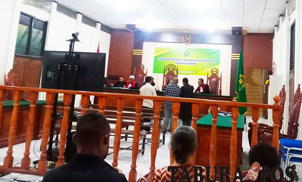 Mantan Sekwan dan Kabag Keuangan Dituntut JPU 2,5 Tahun Pidana Penjara