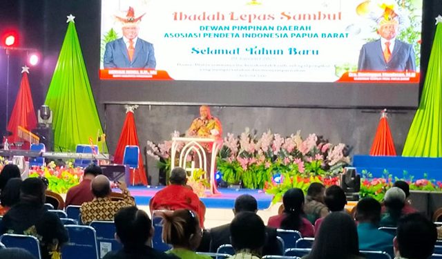 DPD API dan Bupati Ajak Pendeta-pendeta Bergandengan Tangan Bangun Manokwari dan Papua Barat