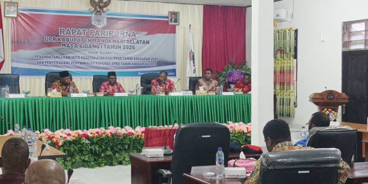 DPRK Mansel Rapat Paripurna Penandatangan KUA/PPAS dan Penyampaian Raperda APBD TA 2025