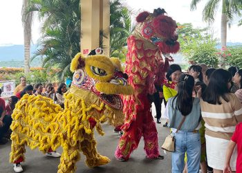 Atraksi Barongsai Meriahkan Perayaan Tahun Baru Imlek 2576 Kongzili di Aston Niu Manokwari