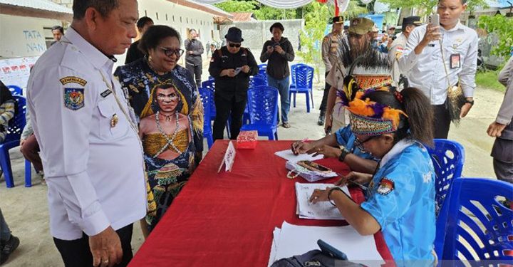 Pj Gubernur Papua Minta KPU Mulai Lakukan Persiapan PSU