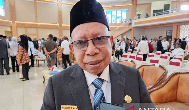 Bupati Wondama Harap Pembangunan Bandara Baru Direalisasikan