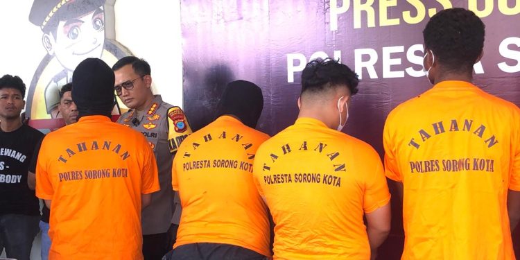 Sepasang Kekasih Tersangka Penipuan Pola Segitiga Berhasil Dibekuk di Gowa