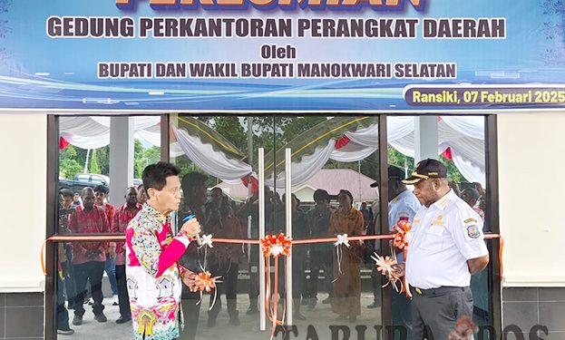 Peresmian Lima Gedung OPD, Bupati Waran: Bukti Komitmen Pemerintah Daerah