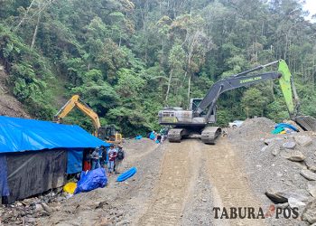 Polda Papua Barat Tangkap 22 Penambang Emas Ilegal dan Amankan 3 Unit Excavator