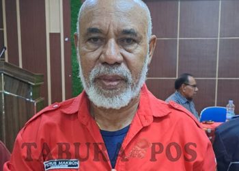 Pelantikan Wakil Ketua I DPR Papua Barat Disaksikan Gubernur & Wakil Gubernur Papua Barat
